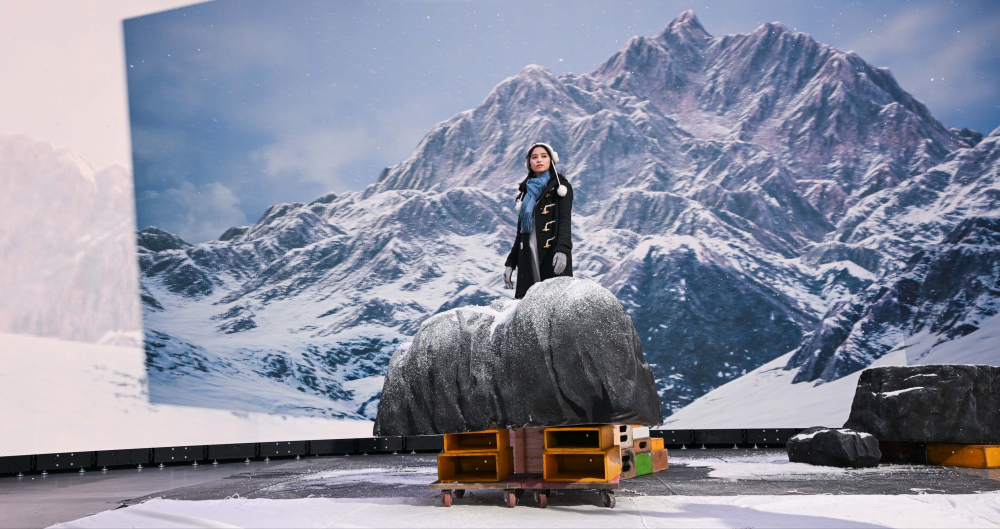 k8凯发(中国)顯示屏專業調校技術與專案安裝經驗，使顯示屏呈現創作者想表達的精緻內容，讓表演者有沉浸式臨場感使演出逼真